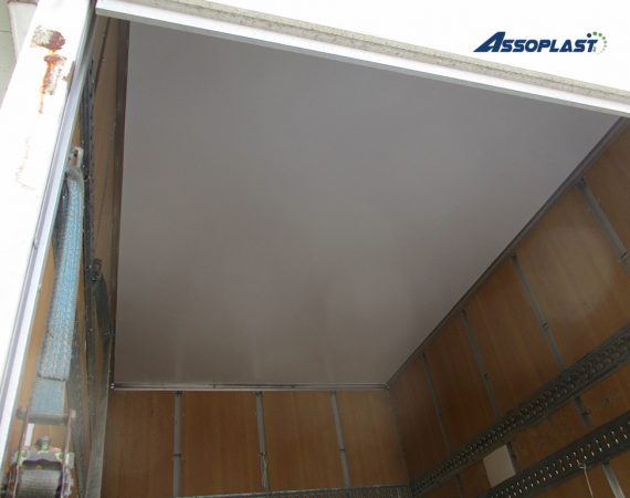Rifacimento Completo del Tetto di un Furgone Plywood, Livorno | ASSOPLAST